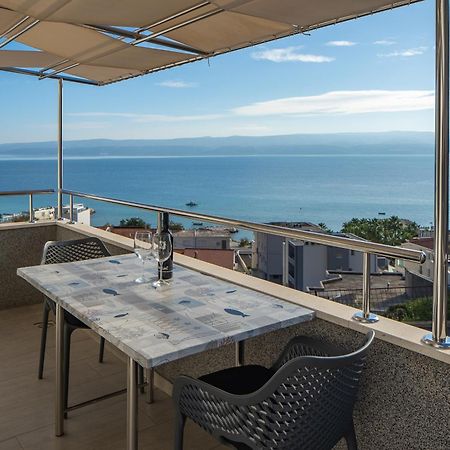 Apartmani Marko Omiš Buitenkant foto