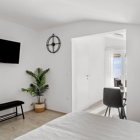 Apartmani Marko Omiš Buitenkant foto