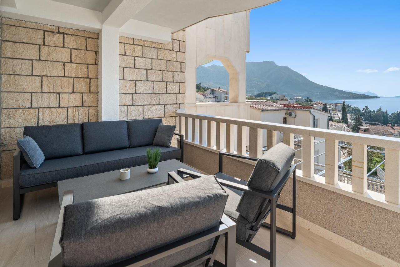 Apartmani Marko Omiš Buitenkant foto