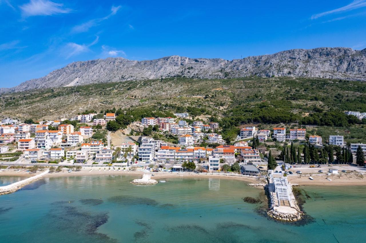 Apartmani Marko Omiš Buitenkant foto