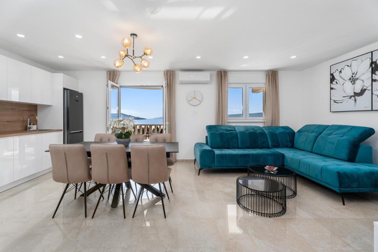 Apartmani Marko Omiš Buitenkant foto